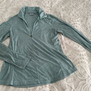 Striped Green Women's Top by Columbia Omni-wick 94% Polyester 6% Elastene size L